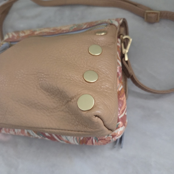 Hammitt Tan Dillon Small Crossbody Bag with Gold Details - Picture 3 of 6